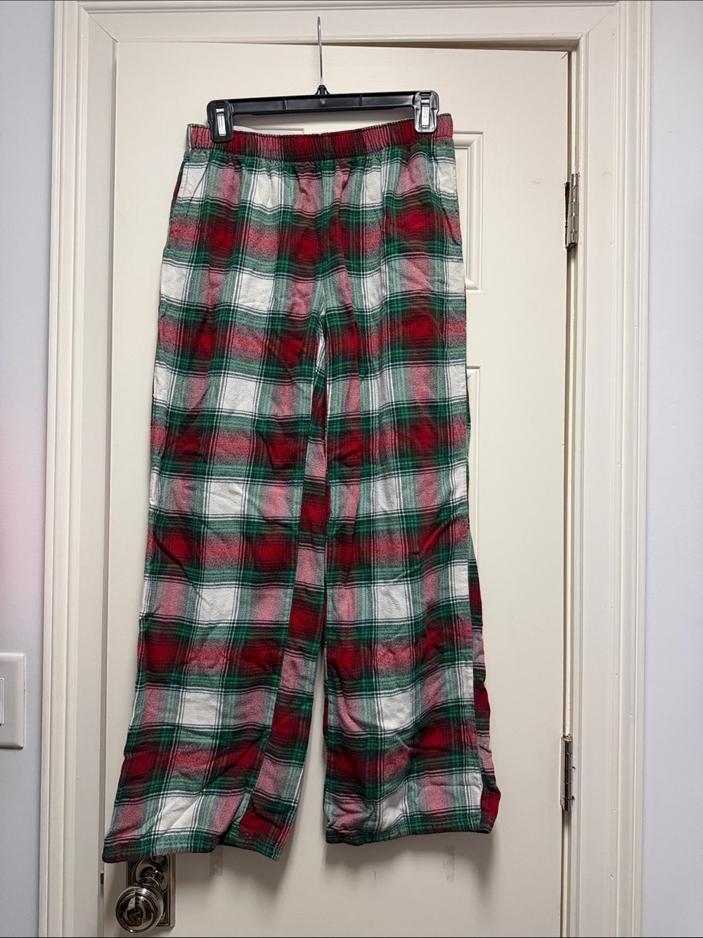 American Eagle Outfitters Red, Green & White Plaid Lounge Pants